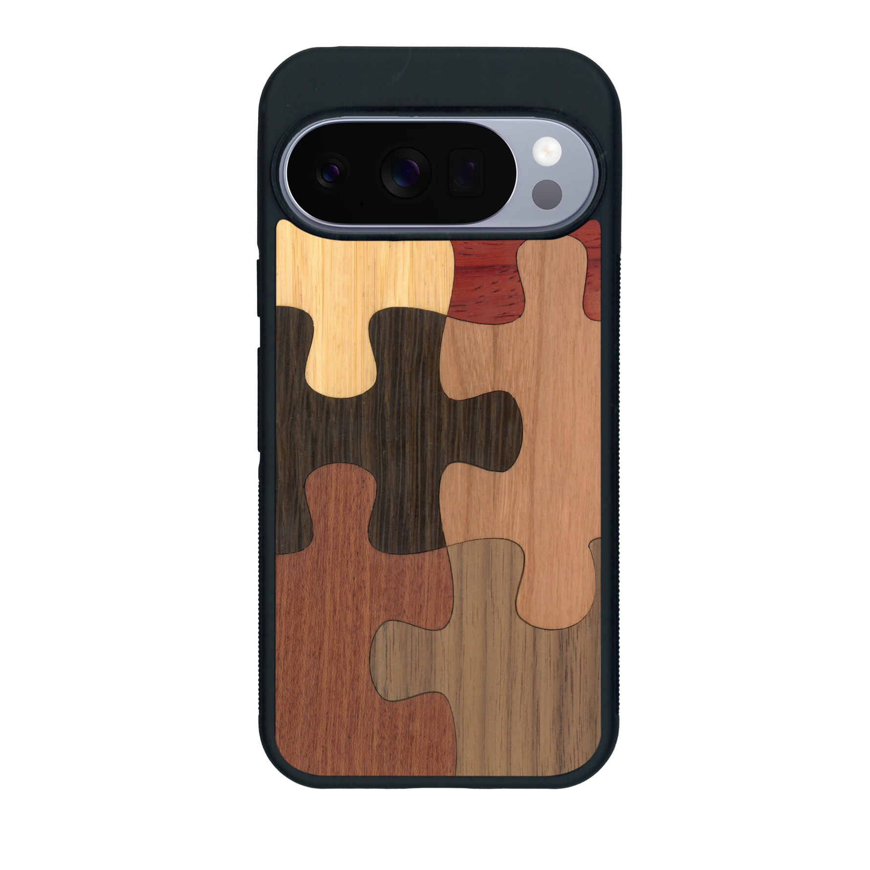 Coque de protection en bois véritable fabriquée en France pour Google Pixel 10 Pro représentant un puzzle en six pièces qui allie du chêne fumé, du noyer, du bambou, du padouk, du merisier et de l'acajou