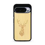 Coque de protection en bois véritable fabriquée en France pour  sur le thème de la nature et des animaux représentant une tête de cerf gométrique avec un design moderne et minimaliste