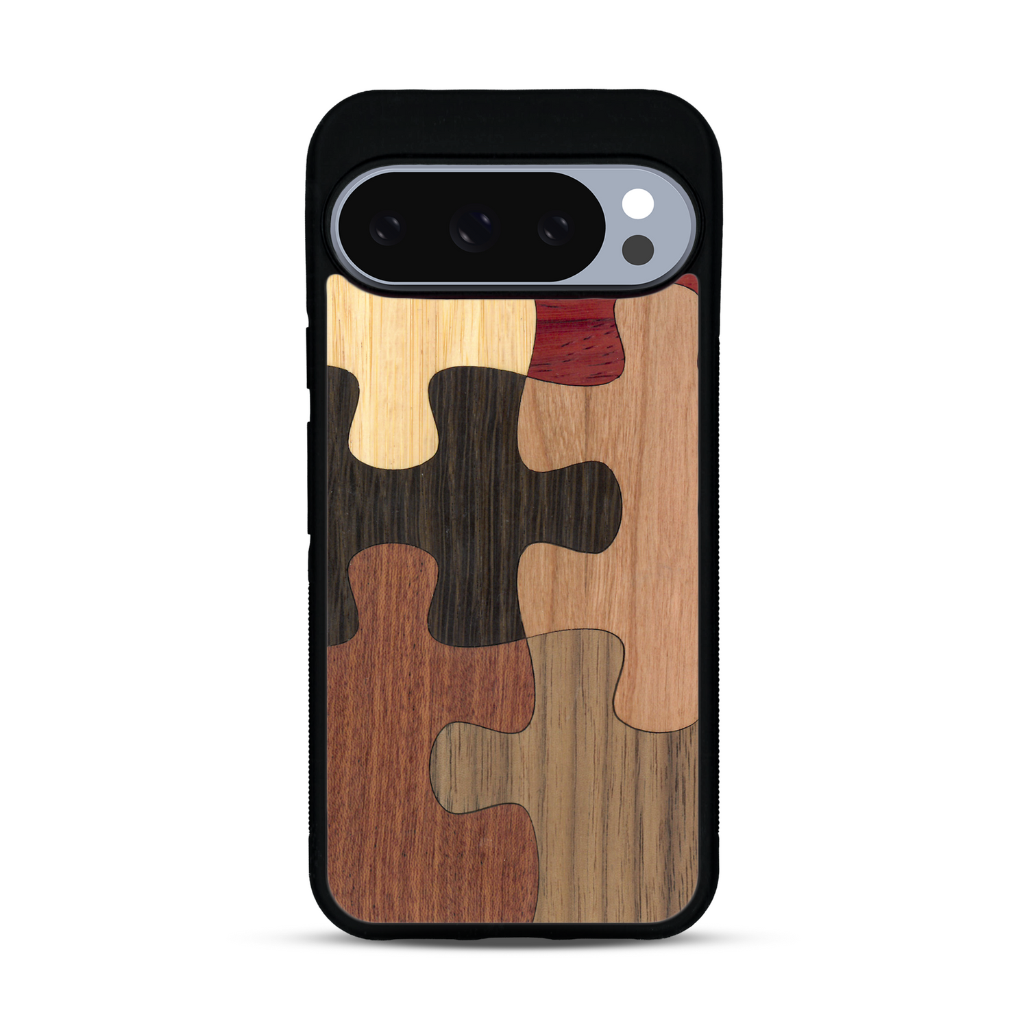 Coque de protection en bois véritable fabriquée en France pour  représentant un puzzle en six pièces qui allie du chêne fumé, du noyer, du bambou, du padouk, du merisier et de l'acajou