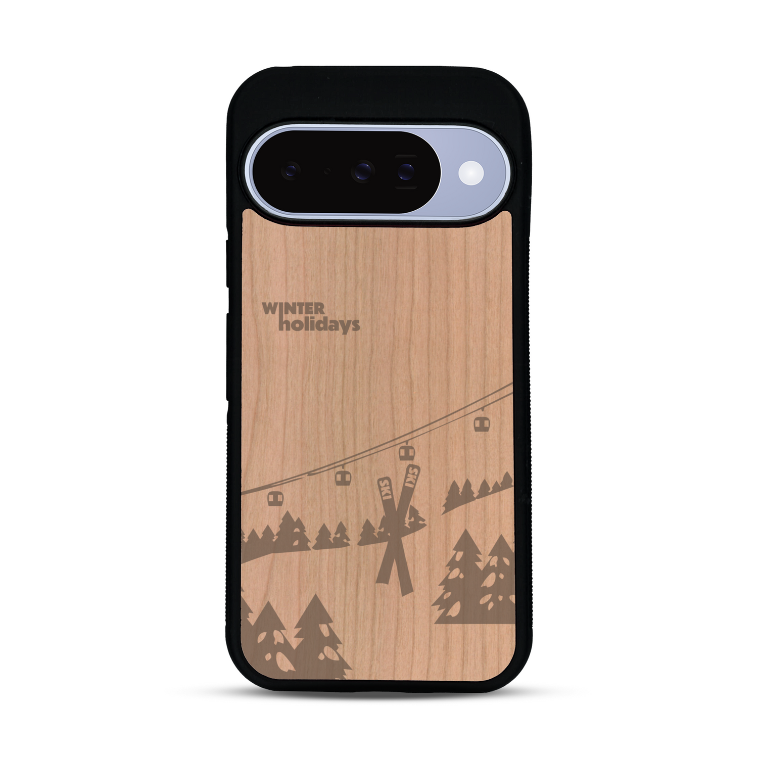 Coque de protection en bois véritable fabriquée en France pour  sur le thème de la montagne, du ski et de la neige avec un motif représentant une paire de ski plantée dans la neige avec en fond des montagnes enneigées