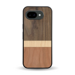 Coque de protection en bois véritable fabriquée en France pour Google Pixel 10A alliant des bandes horizontales de bambou, merisier et noyer
