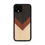 Coque de protection en bois véritable fabriquée en France pour  alliant du chêne fumé, du padouk et du bambou en forme de chevron sur le thème de l'art abstrait