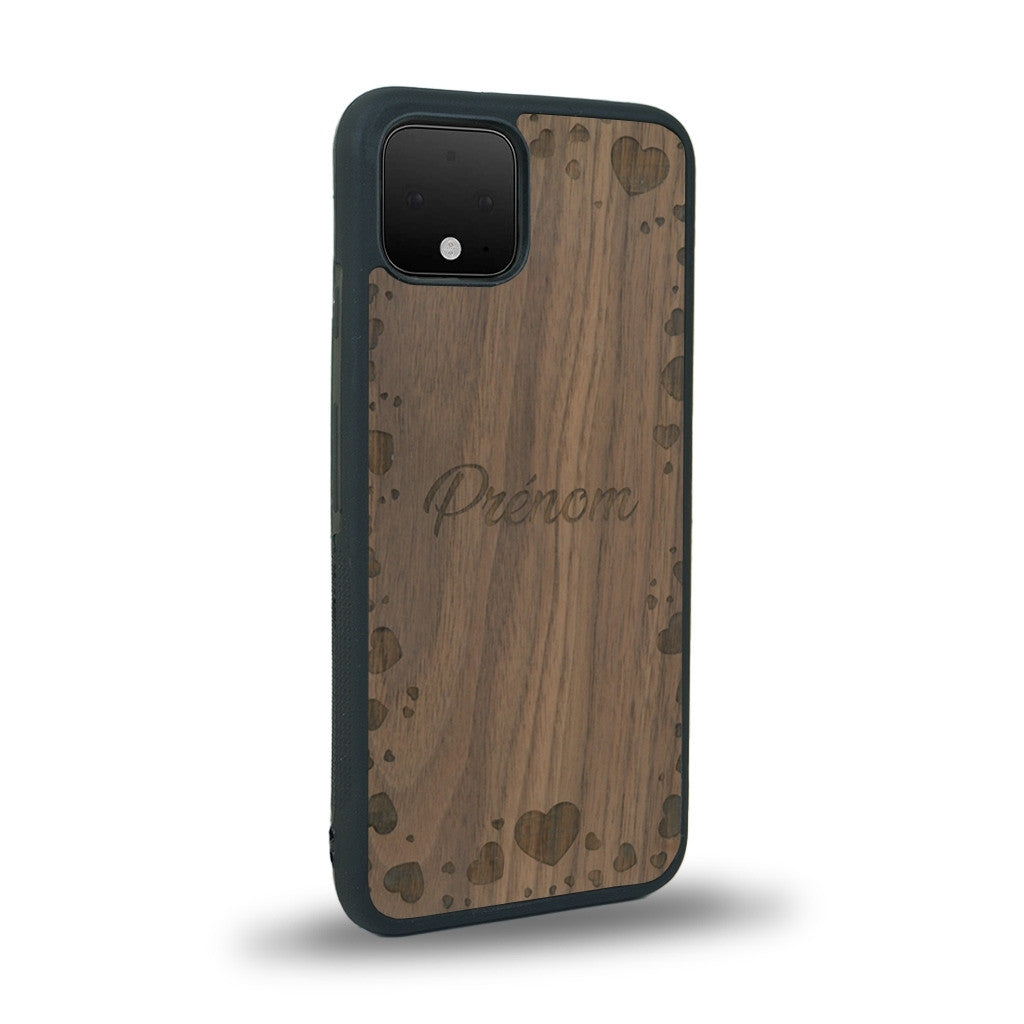 Coque de protection en bois véritable fabriquée en France pour Google Pixel 4 sur le thème de la fête des mères avec un motif représentant des coeurs et des feuilles