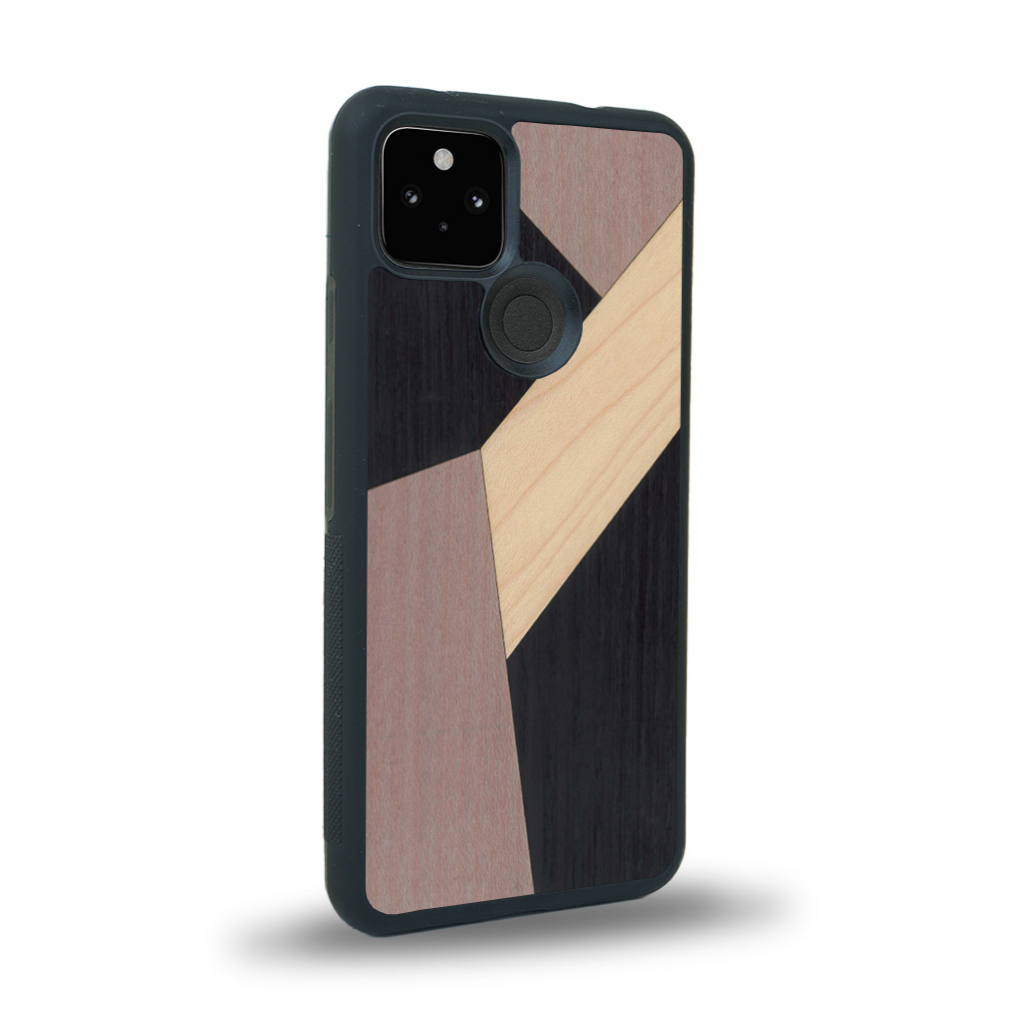 Coque de protection en bois véritable fabriquée en France pour Google Pixel 4a 5g alliant du bambou, du tulipier mauve et noir en forme de mosaïque minimaliste sur le thème de l'art abstrait