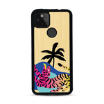 Coque de protection en bois véritable fabriquée en France pour Google Pixel 5a représentant un tigre coloré avec un design moderne et minimaliste sur le thème de la jungle et de la nature