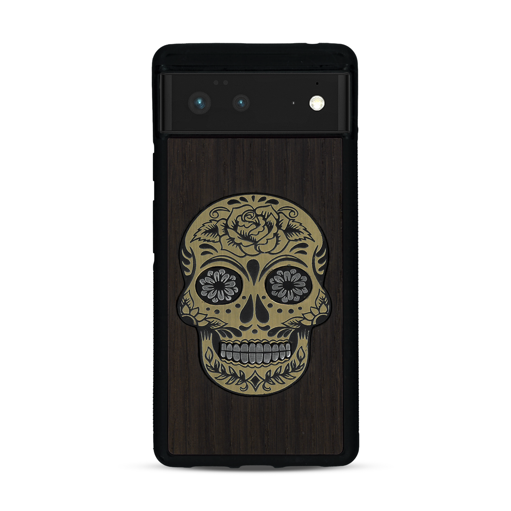 Coque de protection en bois véritable fabriquée en France pour  alliant du chêne fumé avec du métal argenté et doré représentant une tête de mort mexicaine sur le thème Dia de los Muertos