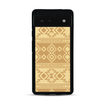 Coque de protection en bois véritable fabriquée en France pour  avec des motifs géométriques s'inspirant des temples aztèques, mayas et incas