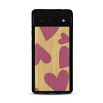 Coque de protection en bois véritable fabriquée en France pour  alliant plusieurs essences de bois pour représenter des coeurs pour les amoureux