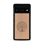 Coque de protection en bois véritable fabriquée en France pour  sur le thème de la spiritualité et du yoga avec une gravure zen représentant un arbre de vie