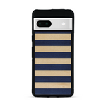 Coque de protection en bois véritable fabriquée en France pour Google Pixel 7 alliant plusieurs essences de bois pour représenter une marinière