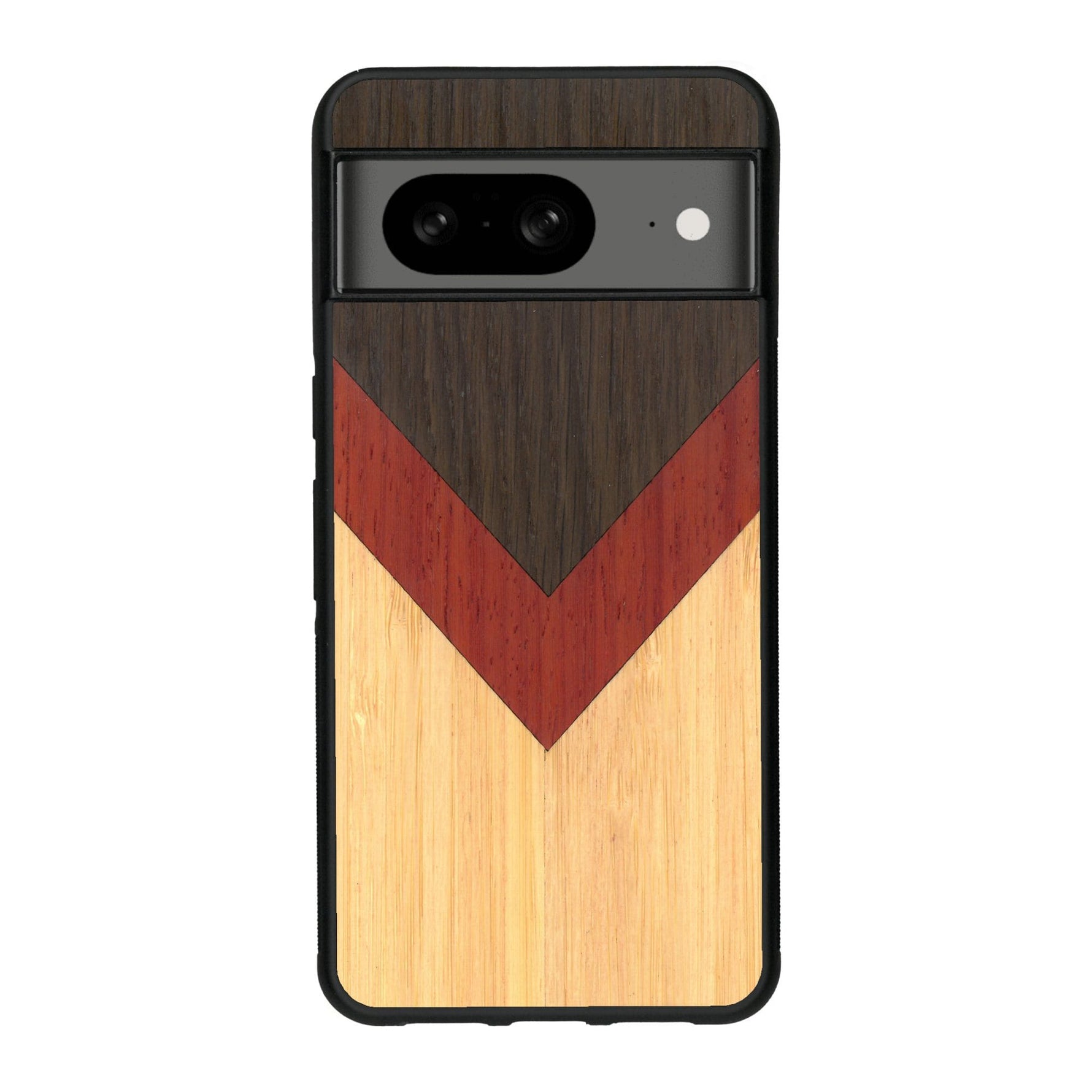 Coque de protection en bois véritable fabriquée en France pour Google Pixel 7A alliant du chêne fumé, du padouk et du bambou en forme de chevron sur le thème de l'art abstrait