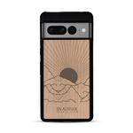 Coque de protection en bois véritable fabriquée en France pour  représentant des montagnes, sur le thème de la randonnée en pleine nature et du trail