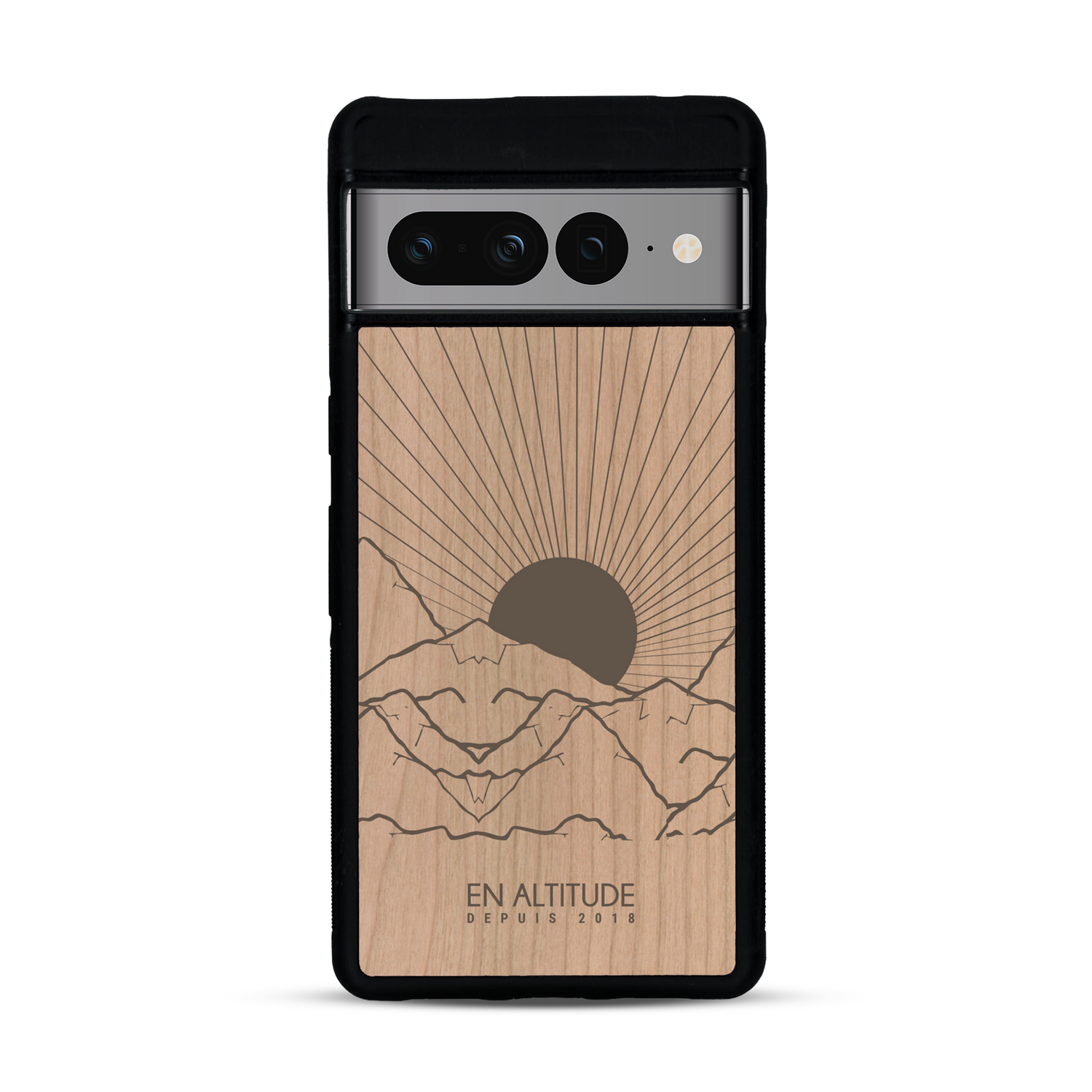 Coque de protection en bois véritable fabriquée en France pour  représentant des montagnes, sur le thème de la randonnée en pleine nature et du trail