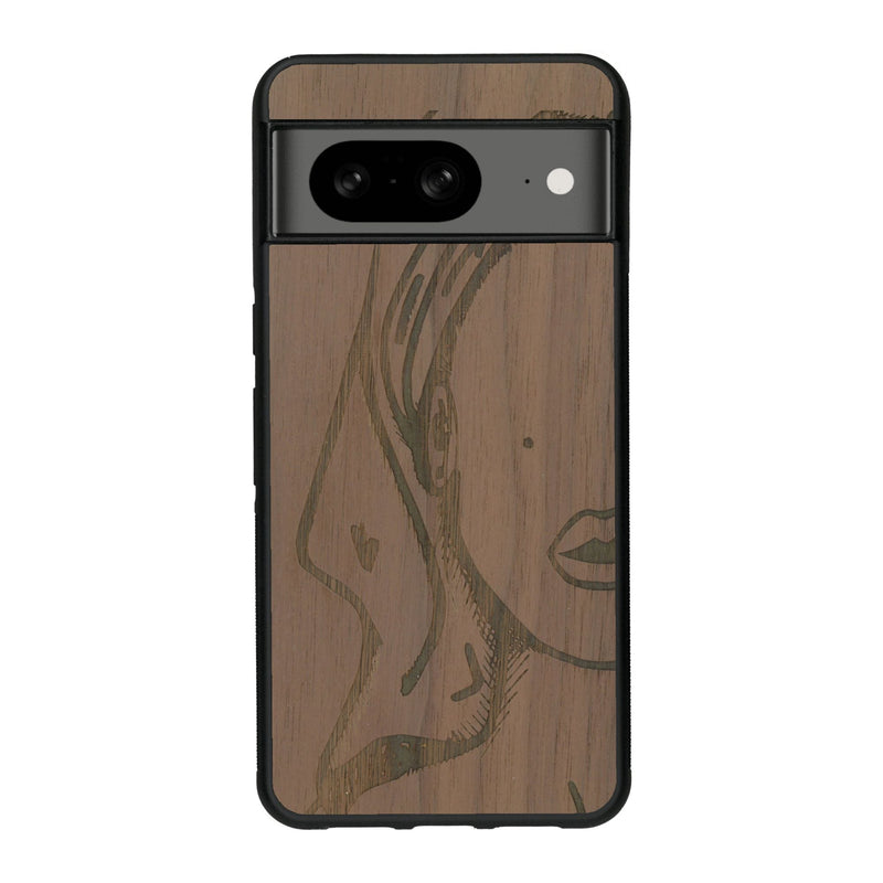 Coque de protection en bois véritable fabriquée en France pour Google Pixel 8 représentant une silhouette féminine épurée de type line art en collaboration avec l'artiste Maud Dabs