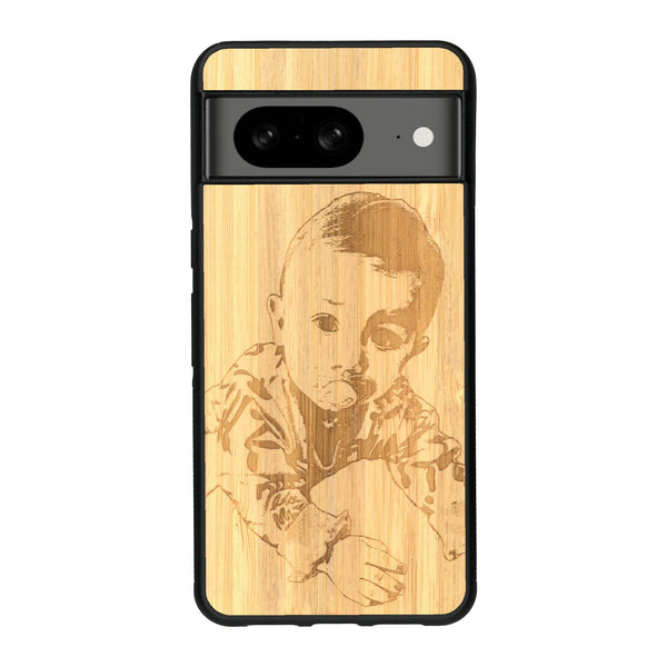 Coque de protection en bois véritable fabriquée en France pour Google Pixel 8 avec gravure personnalisée à partir d'une photo, d'une image, d'un logo, des initials ou d'une phrase