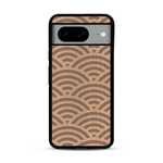 Coque de protection en bois véritable fabriquée en France pour  baptisée "La Sinjak" avec un motif de gravure abstrait représentant la répétition d'un symbole wifi