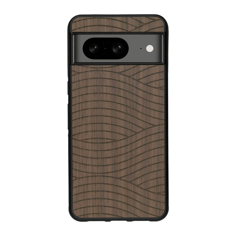 Coque de protection en bois véritable fabriquée en France pour Google Pixel 8 avec un motif moderne et minimaliste sur le thème waves et wavy représentant les vagues de l'océan