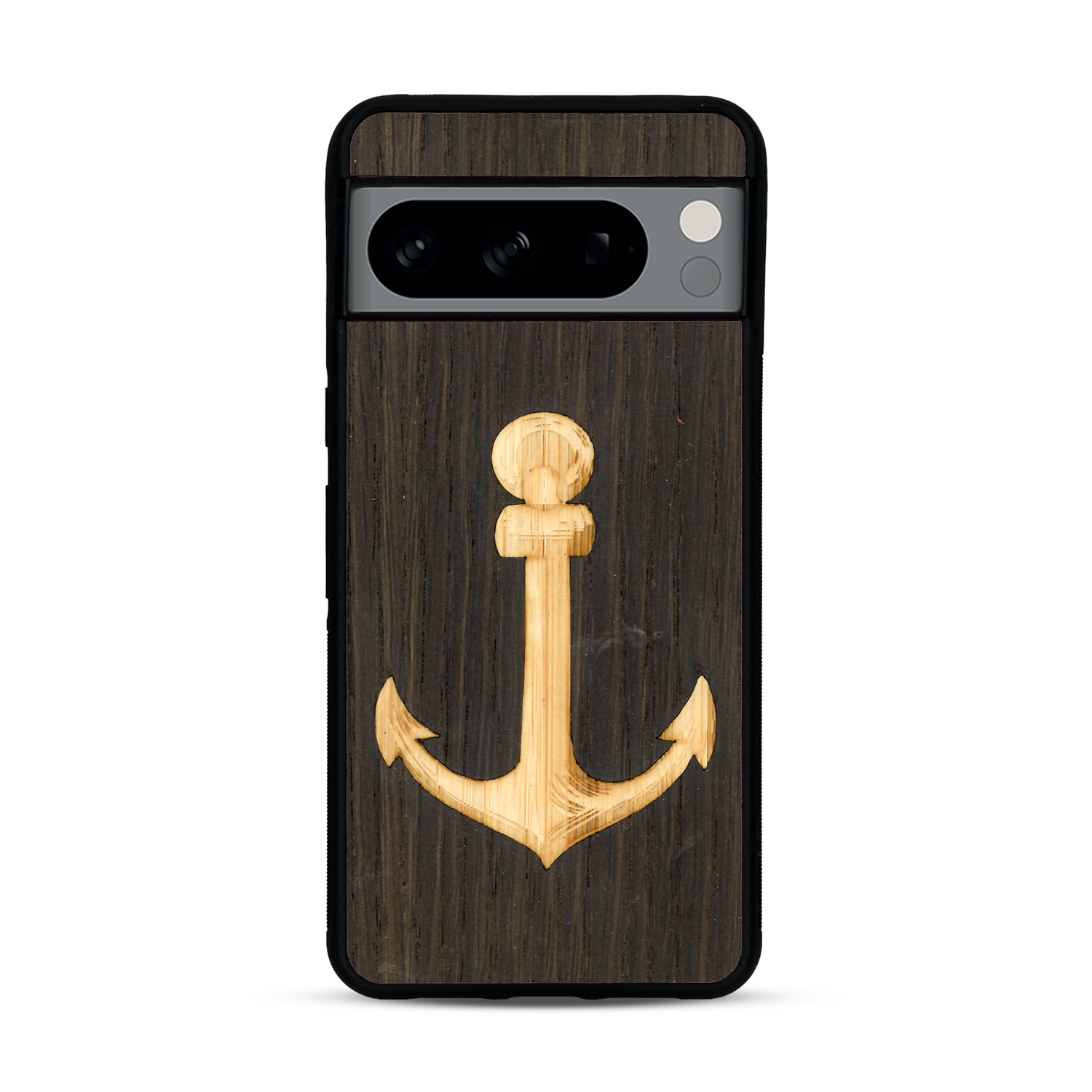 Coque de protection en bois véritable fabriquée en France pour  sur le thème nautique avec un bois clair et un bois foncé représentant une ancre de bateau