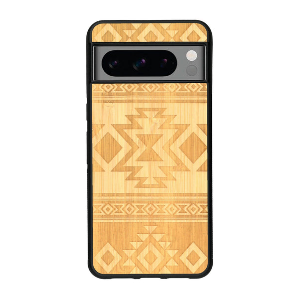 Coque de protection en bois véritable fabriquée en France pour Google Pixel 8pro avec des motifs géométriques s'inspirant des temples aztèques, mayas et incas