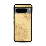 Coque de protection en bois véritable fabriquée en France pour  sur le thème de la bohème et du tatouage au henné avec une gravure représentant un mandala