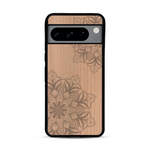 Coque de protection en bois véritable fabriquée en France pour  sur le thème de la bohème et du tatouage au henné avec une gravure représentant un mandala
