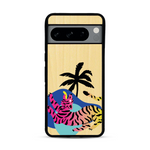 Coque de protection en bois véritable fabriquée en France pour Google Pixel 8pro représentant un tigre coloré avec un design moderne et minimaliste sur le thème de la jungle et de la nature