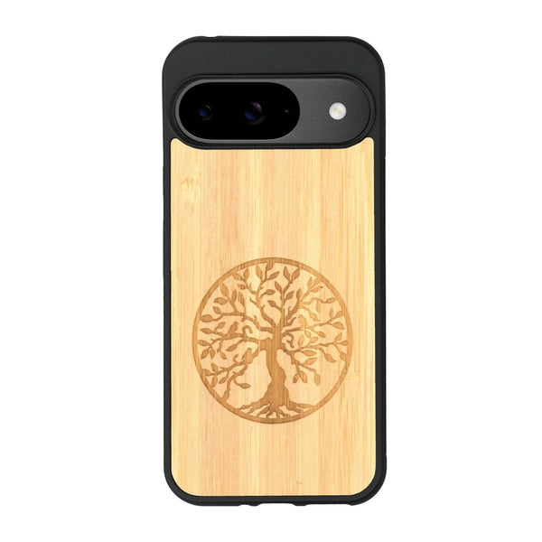 Coque de protection en bois véritable fabriquée en France pour Google Pixel 8pro sur le thème de la spiritualité et du yoga avec une gravure zen représentant un arbre de vie