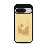 Coque de protection en bois véritable fabriquée en France pour  sur le thème du camping en pleine nature et du bivouac avec la phrase "Aventure is out there"