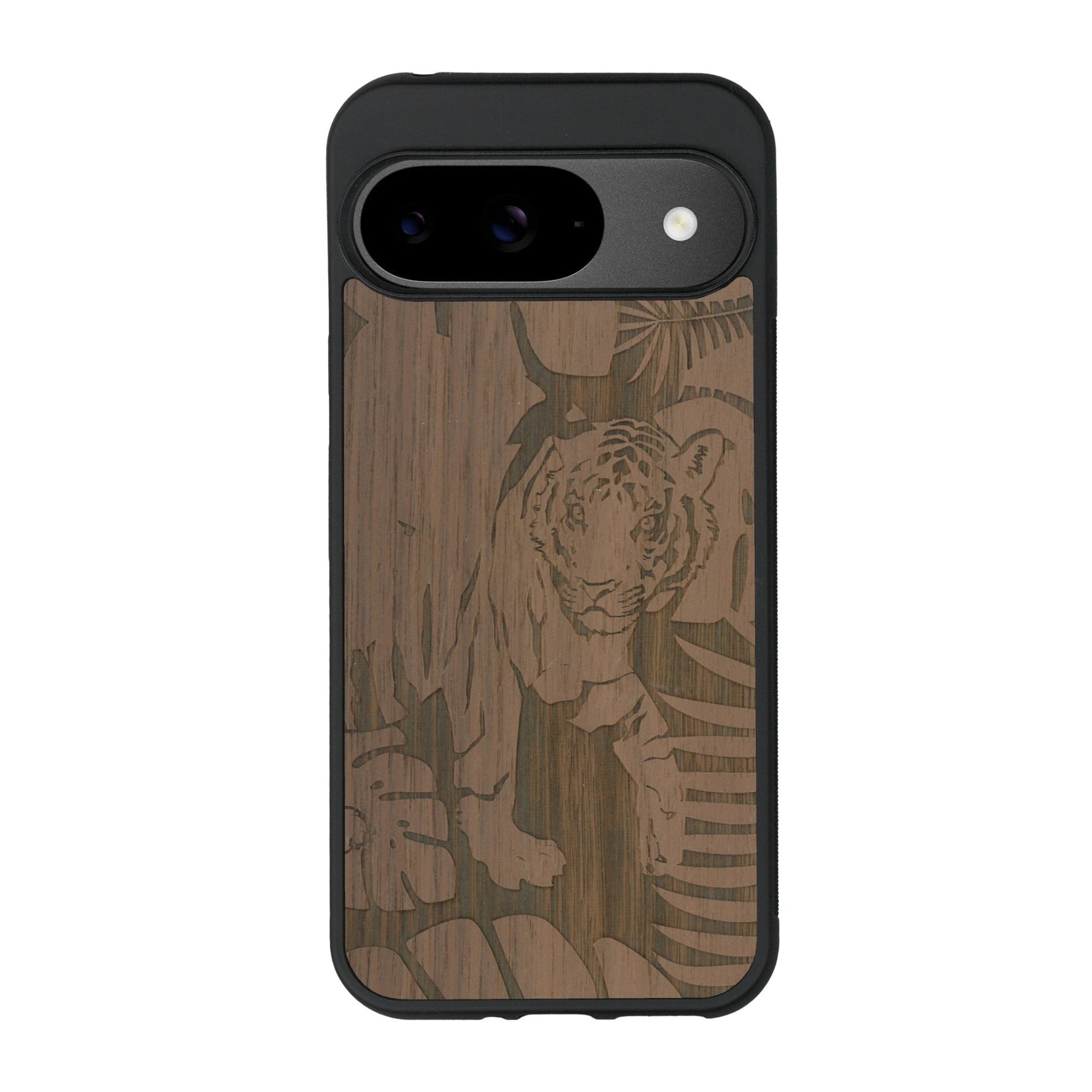 Coque de protection en bois véritable fabriquée en France pour Google Pixel 8A sur le thème de la nature et des animaux représentant un tigre dans la jungle entre des fougères