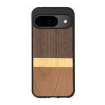 Coque de protection en bois véritable fabriquée en France pour Google Pixel 8pro alliant des bandes horizontales de bambou, merisier et noyer