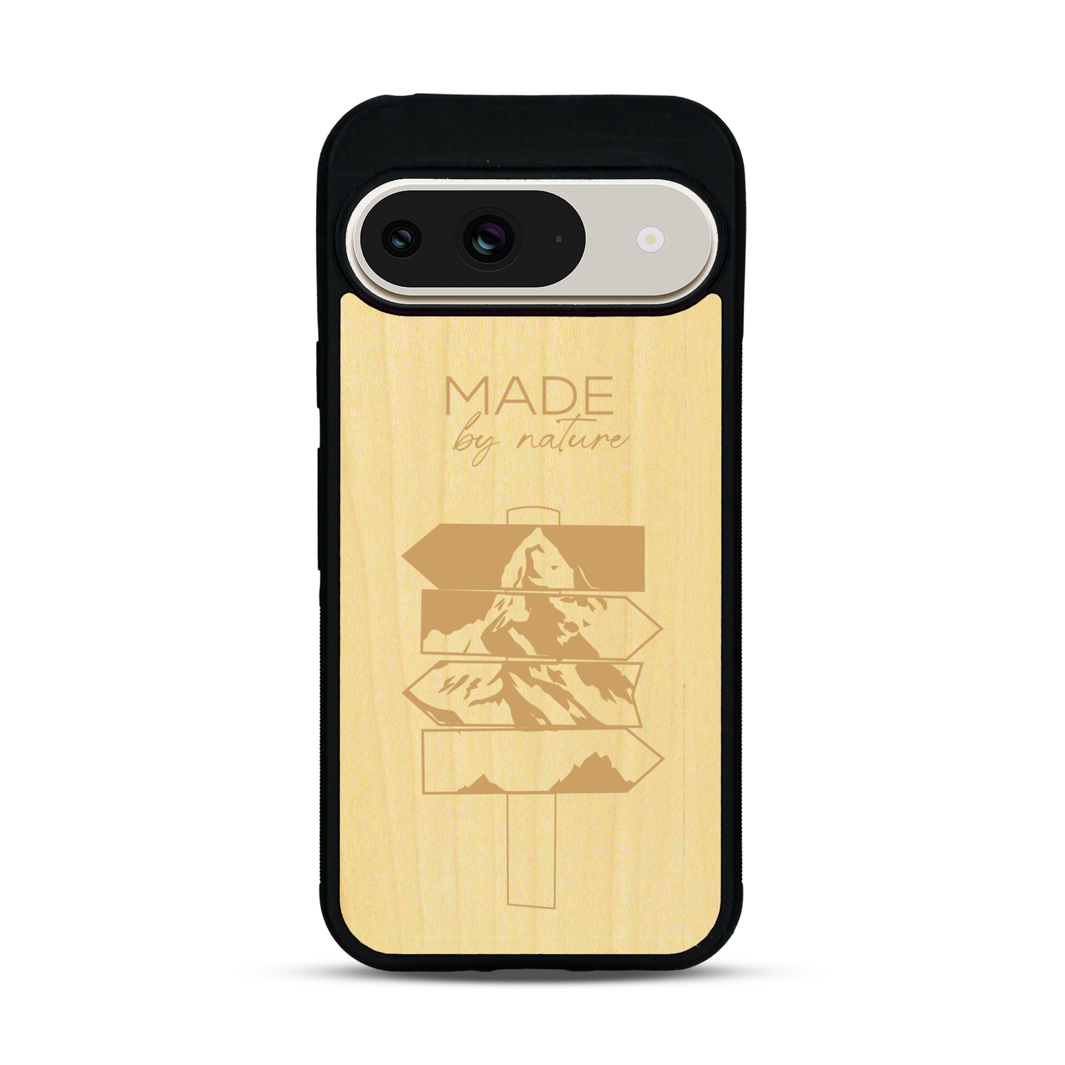 Coque de protection en bois véritable fabriquée en France pour  sur le thème de la nature et des arbres avec une gravure représentant une pomme de pin et la phrase "made by nature"