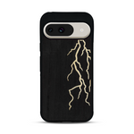 Coque de protection en bois véritable fabriquée en France pour  alliant plusieurs essences de bois pour représenter un éclair divin