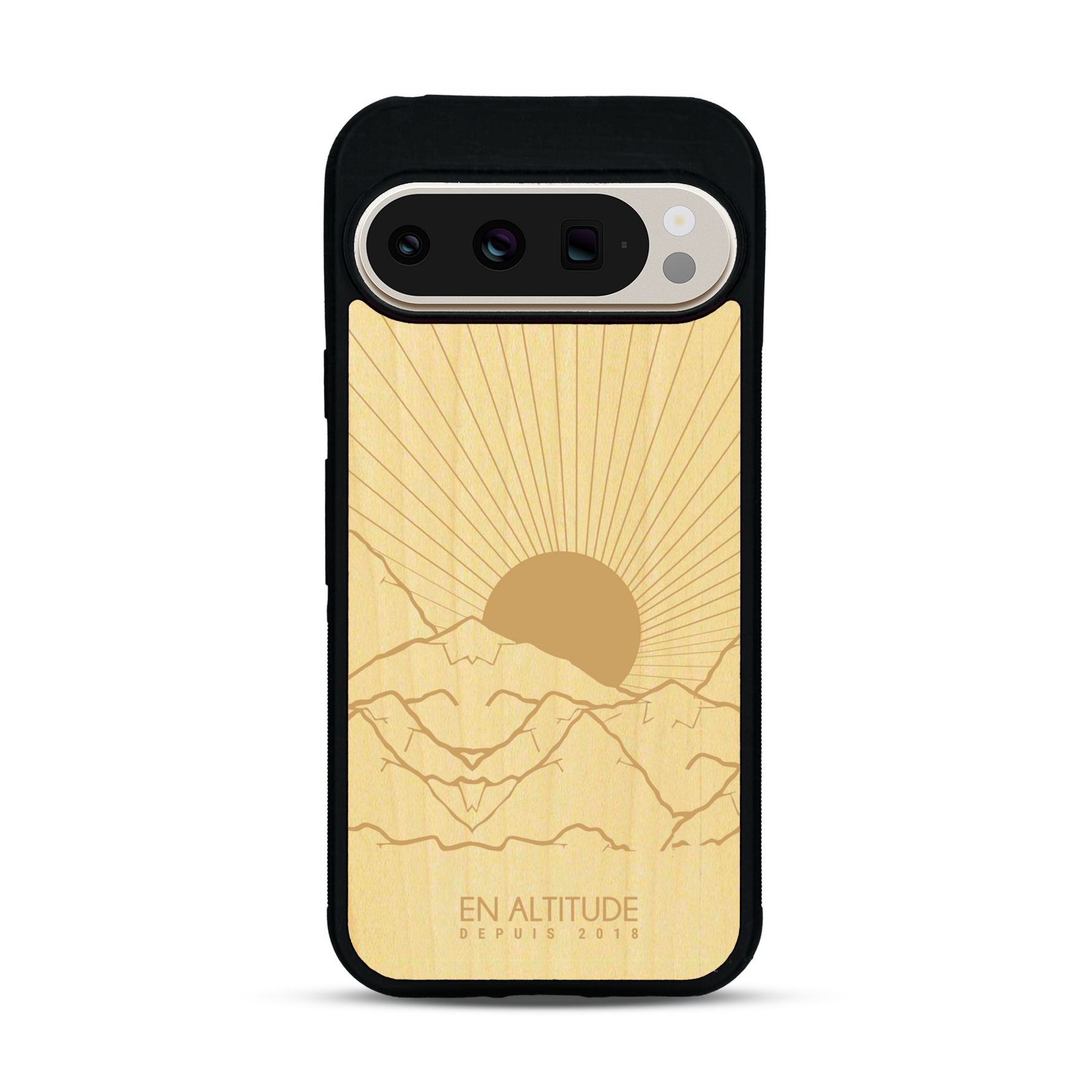 Coque de protection en bois véritable fabriquée en France pour  représentant des montagnes, sur le thème de la randonnée en pleine nature et du trail