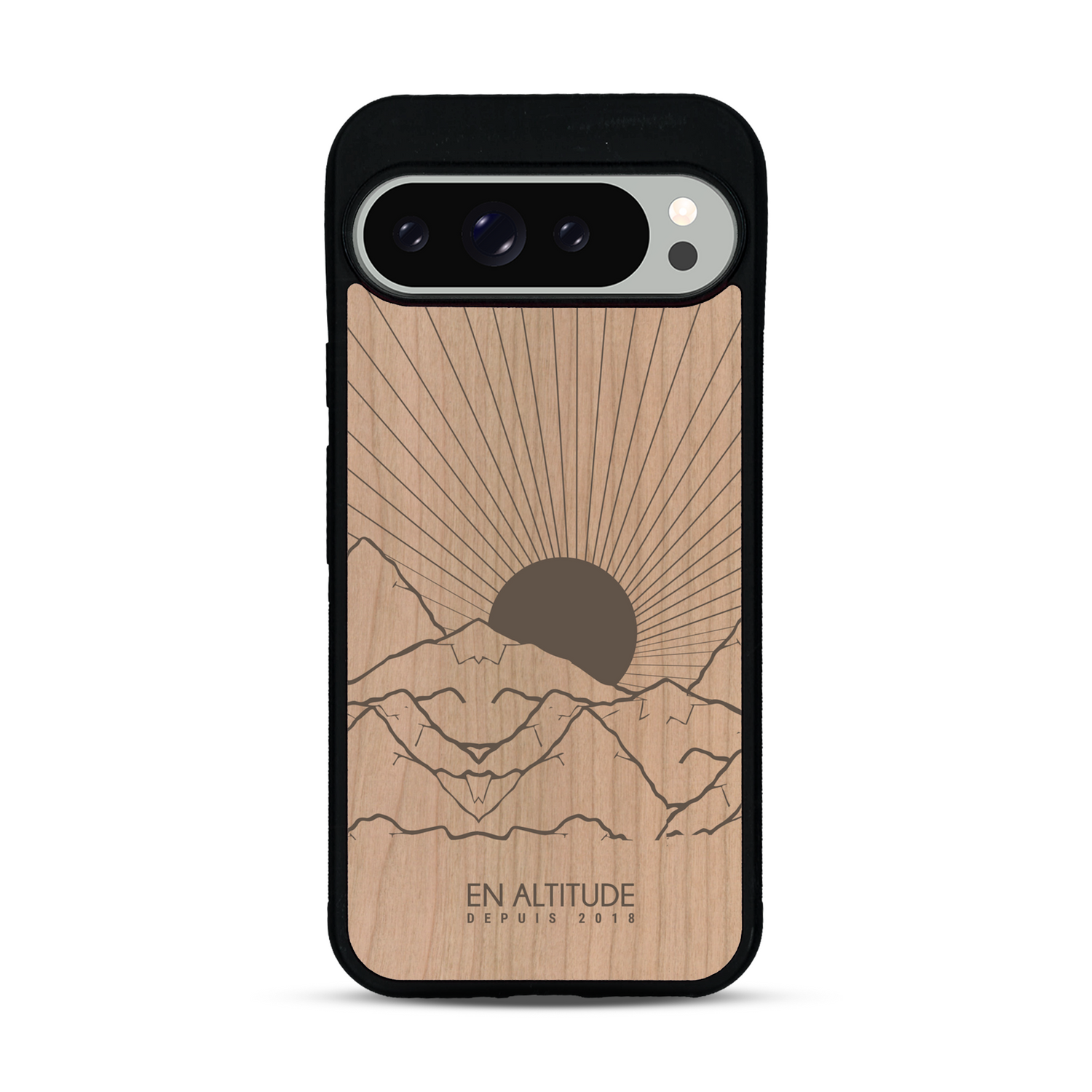 Coque de protection en bois véritable fabriquée en France pour  représentant des montagnes, sur le thème de la randonnée en pleine nature et du trail