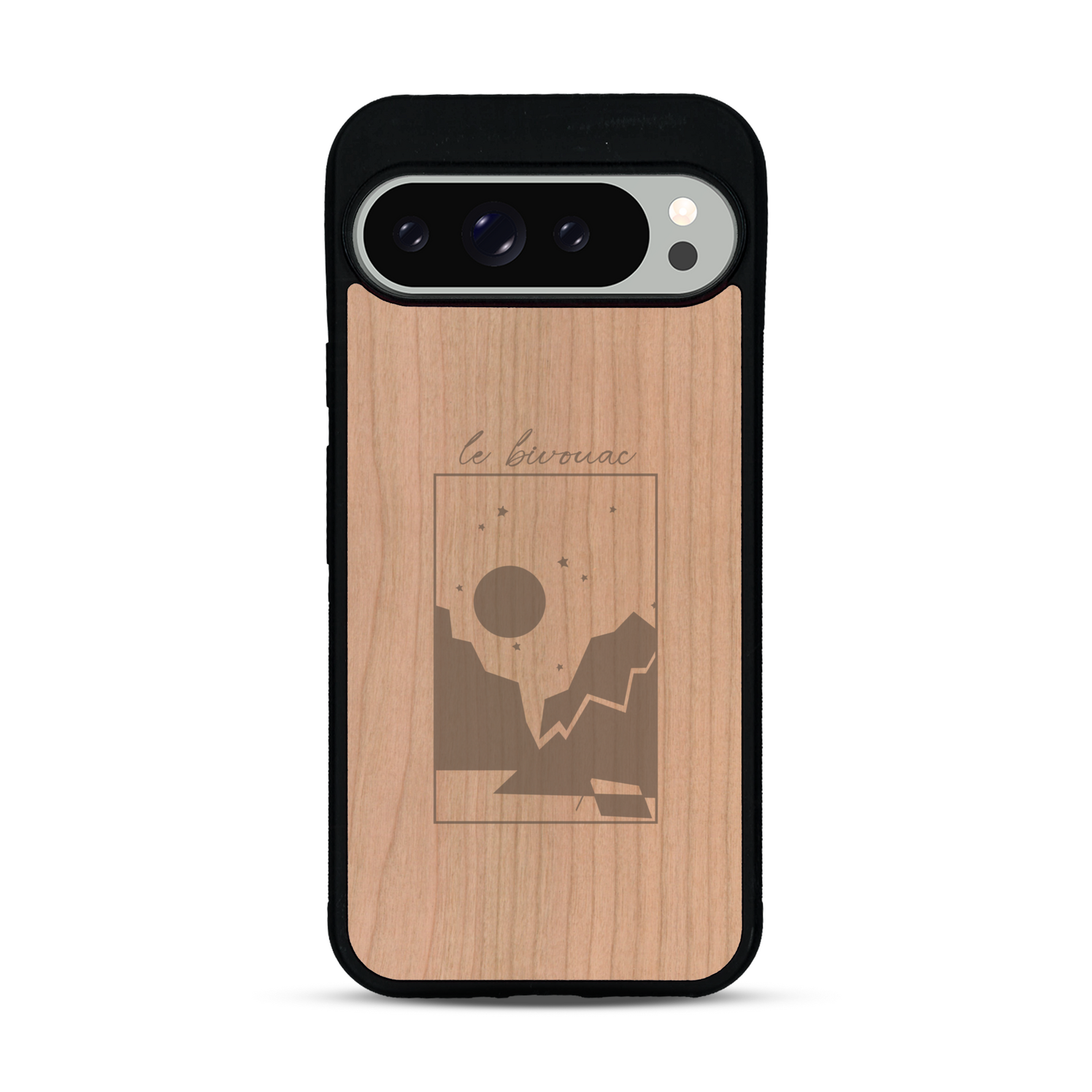 Coque de protection en bois véritable fabriquée en France pour  sur le thème du camping en pleine nature et du bivouac avec la phrase "Aventure is out there"