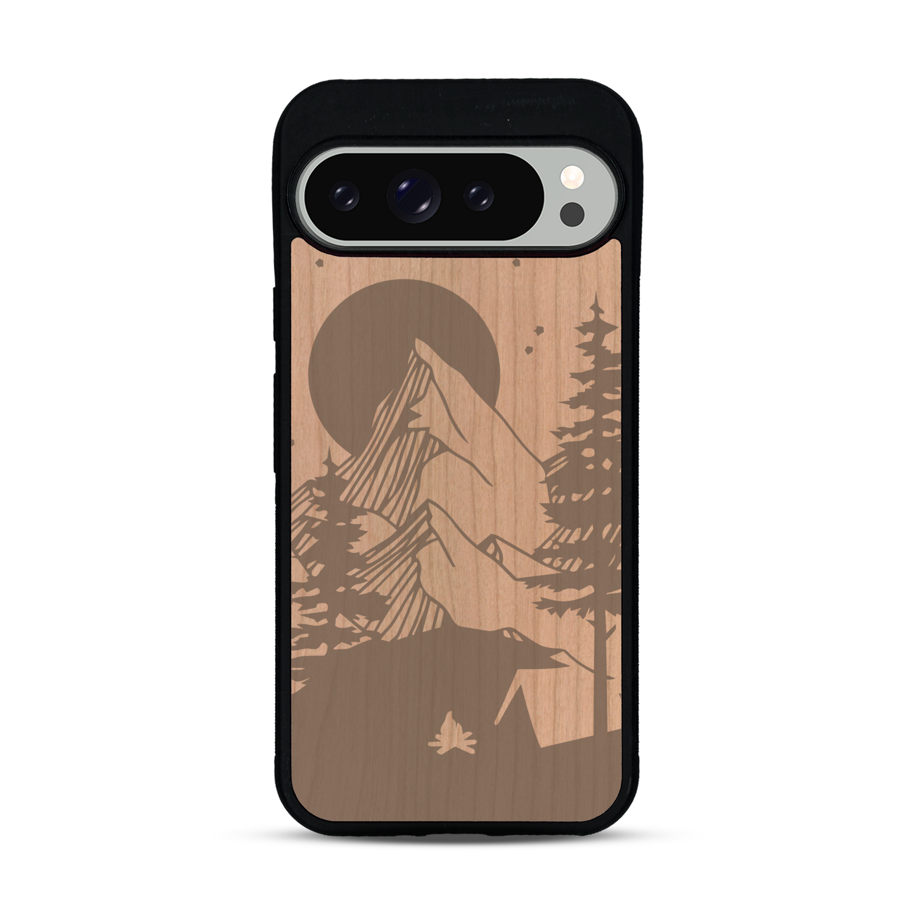 Coque de protection en bois véritable fabriquée en France pour  sur le thème du camping en pleine nature représentant une tente avec un feu de camp entouré de montagnes