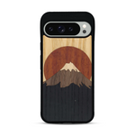 Coque de protection en bois véritable fabriquée en France pour  alliant plusieurs essences de bois pour représenter le mont Fuji