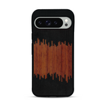 Coque de protection en bois véritable fabriquée en France pour  alliant plusieurs essences de bois pour représenter du magma en fusion