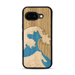 Coque de protection en bois véritable fabriquée en France pour  alliant plusieurs essences de bois pour représenter la célèbre grande vague de Kanagawa