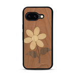 Coque de protection en bois véritable fabriquée en France pour  alliant plusieurs essences de bois pour représenter une marguerite