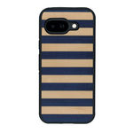 Coque de protection en bois véritable fabriquée en France pour Google Pixel 9A alliant plusieurs essences de bois pour représenter une marinière