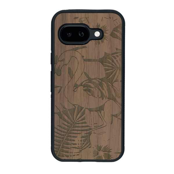 Coque de protection en bois véritable fabriquée en France pour Google Pixel 9A sur le thème de la nature et des animaux représentant un flamant rose entre des fougères