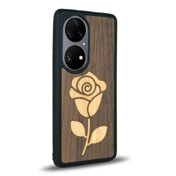 Coque de protection en bois véritable fabriquée en France pour Huawei P50 alliant plusieurs essences de bois pour représenter une rose