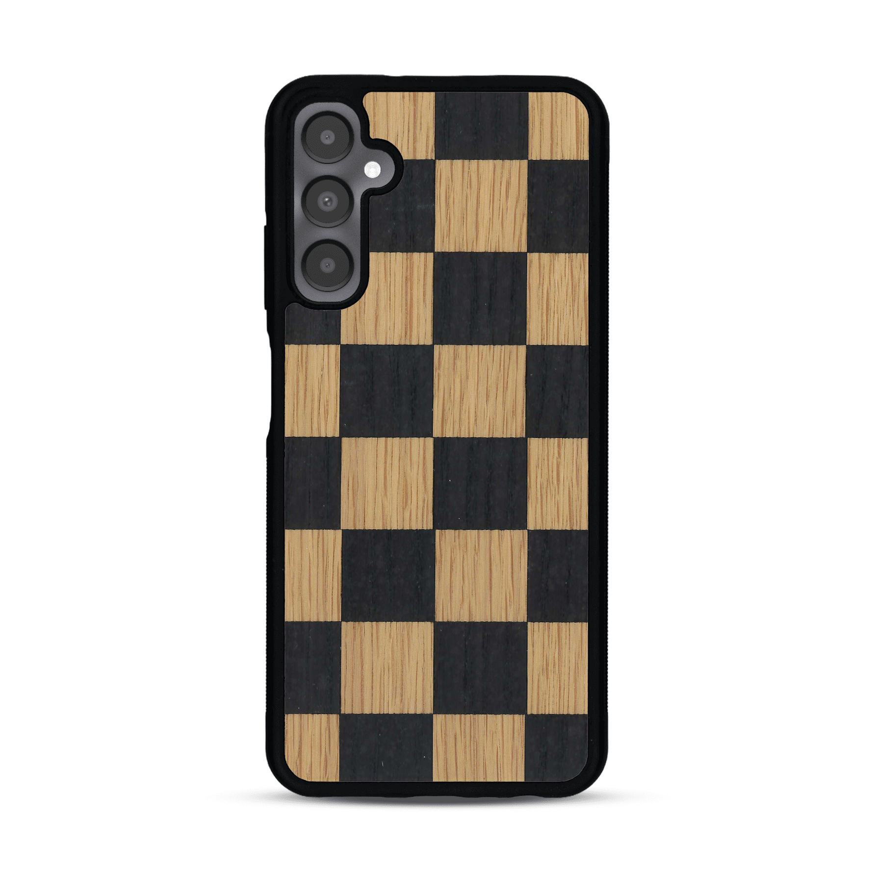 Coque de protection en bois véritable fabriquée en France pour Samsung A05S alliant plusieurs essences de bois pour représenter un damier