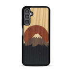 Coque de protection en bois véritable fabriquée en France pour  alliant plusieurs essences de bois pour représenter le mont Fuji