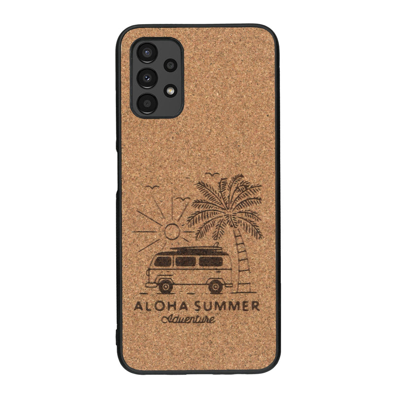 Coque de protection en bois véritable fabriquée en France pour Samsung A13 sur le thème de la plage, de l'été et vanlife.