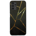 Coque de protection en bois véritable fabriquée en France pour Samsung A13 alliant plusieurs essences de bois pour représenter des fragments design