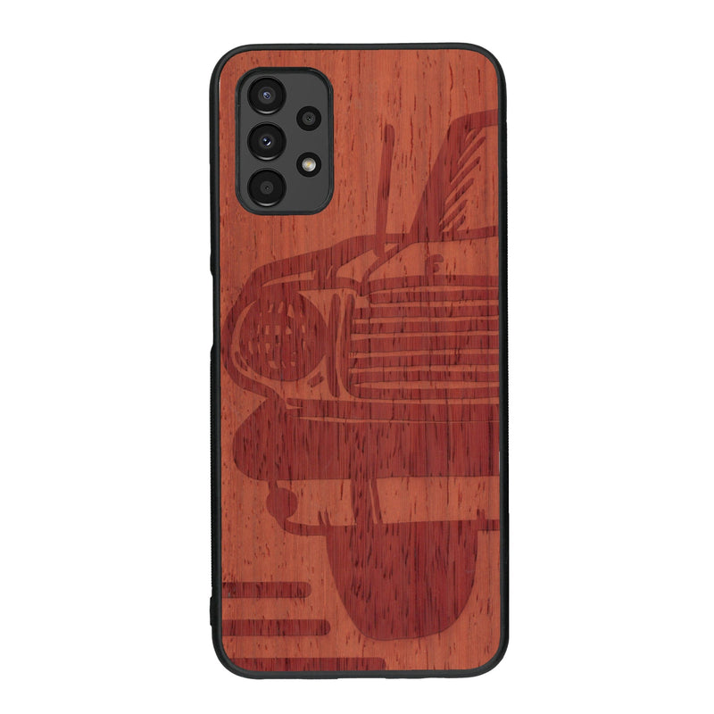 Coque de protection en bois véritable fabriquée en France pour Samsung A13 sur le thème de l'automobile avec une authentique Mustang
