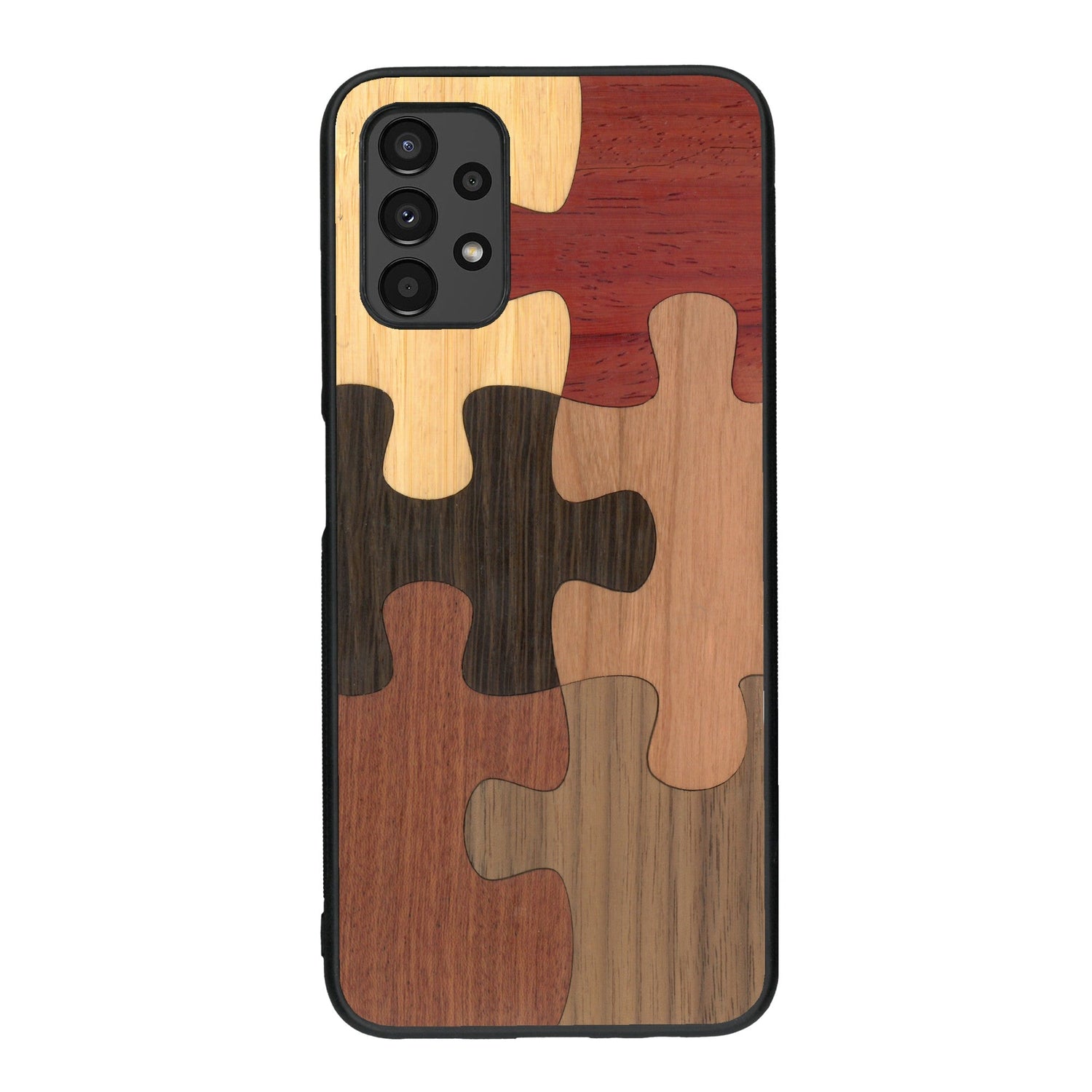 Coque de protection en bois véritable fabriquée en France pour Samsung A13 représentant un puzzle en six pièces qui allie du chêne fumé, du noyer, du bambou, du padouk, du merisier et de l'acajou