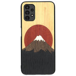 Coque de protection en bois véritable fabriquée en France pour Samsung A13 alliant plusieurs essences de bois pour représenter le mont Fuji